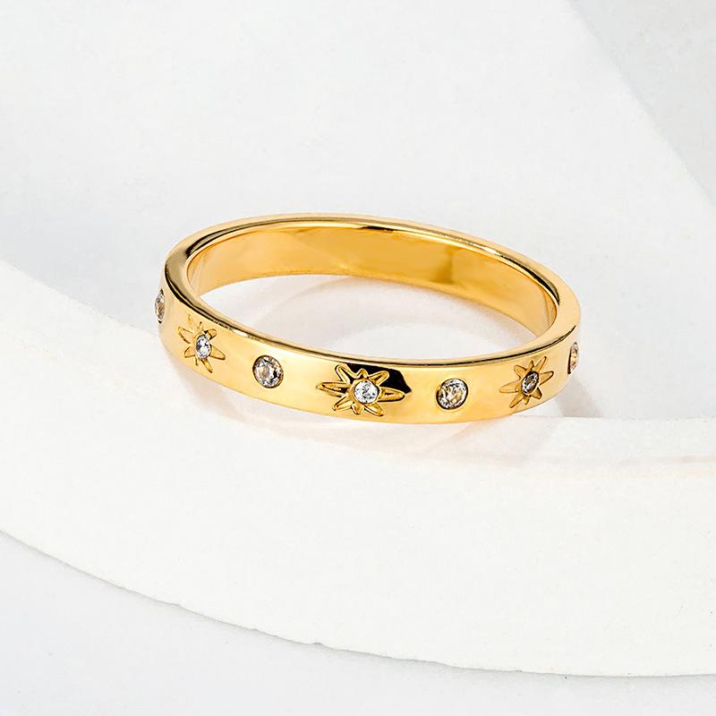 New Star Ring Niche Simple Diamond-encrusted Octagram Star Ring Girls Titanium Steel Jewelry