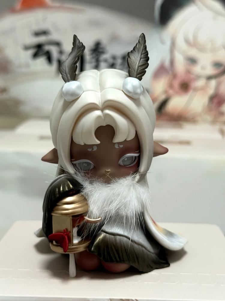 Latest Official Ninimo Nini Mo Cloud Seasonal Words Series  Cute Trendy Anime Figuresr Desktop Decoration Christmas Gifts