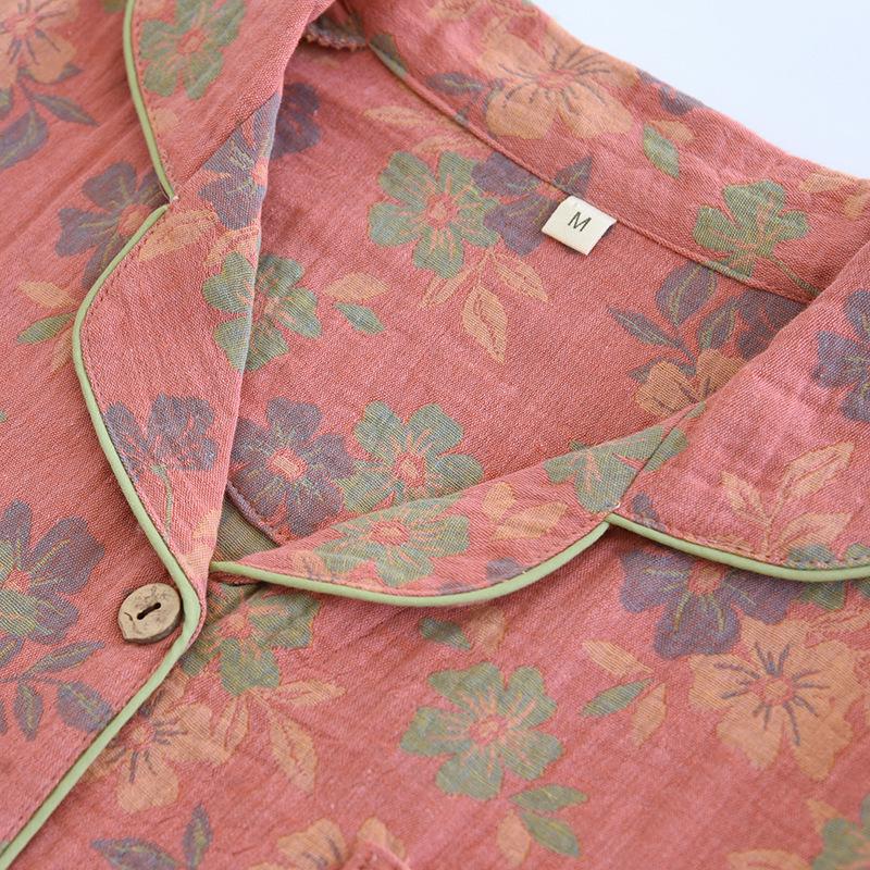 New 2024 Women's Floral Cotton Pajamas Set - Long-Sleeve, Turn-Down Collar, Double-Layer Gauze for Spring and Autumn.