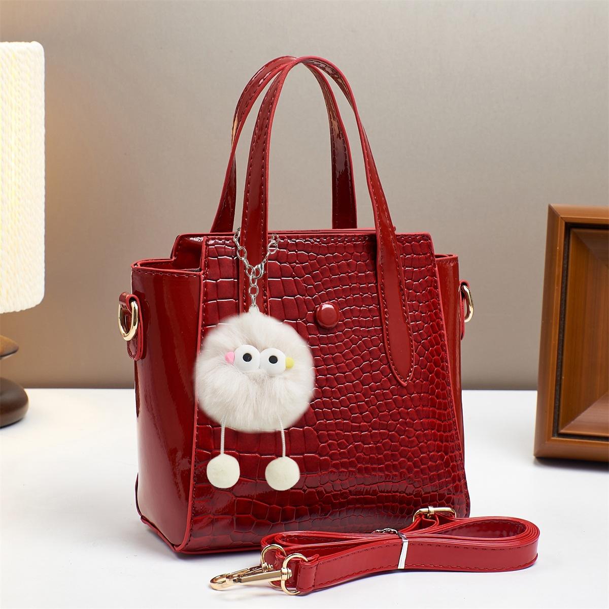 

Новая элегантная наплечная сумка в стиле легкой роскоши для通勤, дизайн с контрастными цветами, европейско-американский тренд, многослойная сумка-сэндвич красный