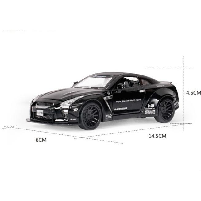 Nissan GTR Sports Car Model Die-cast Vehicle Gifts for Children