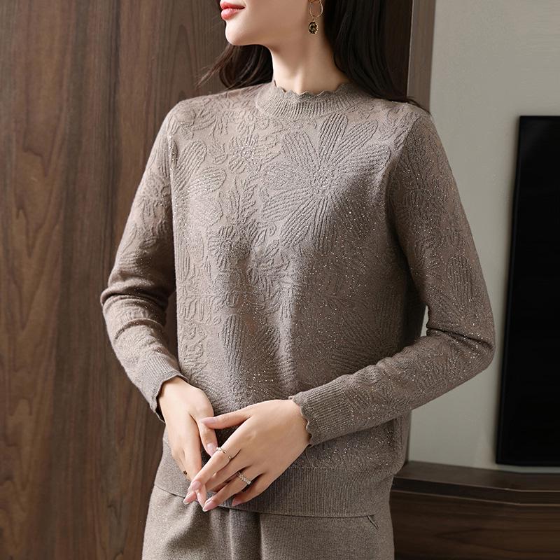 

Embossed Jacquard Lurex Sweater with Ruffle Collar & Lace Sleeves, Women s Fine Merino Wool Knitwear M (95—110 jin) верблюд