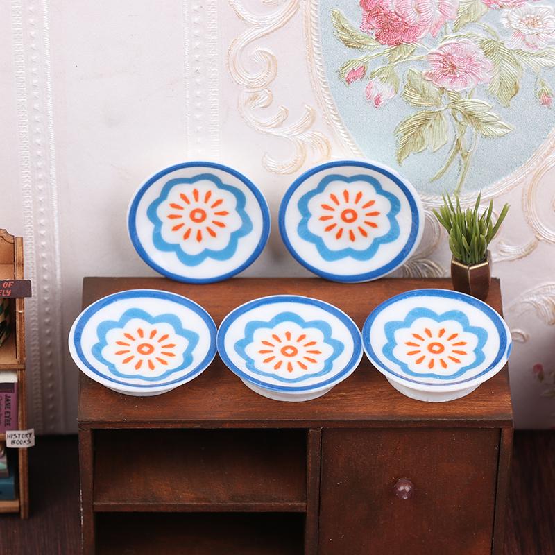 5Pcs 1:12 Dollhouse Simulation Blue White Porcelain Plates Dollhouse Kitchen Decoration Dolls House Accessories Pretend Play Toy
