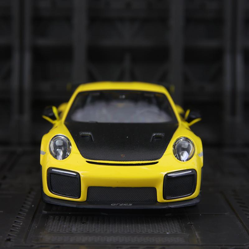 Meichitu 911 GT2 RS Alloy Supercar Model – 2-Door Openable Static Display for Boys.