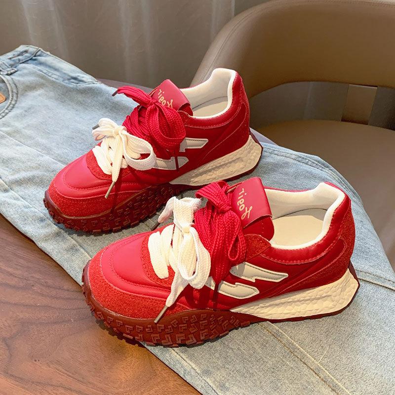 

Inner heightening platform Forrest Gump shoes women s new running mountaineering sports and leisure shoes red and white German training shoes ins 40 красный