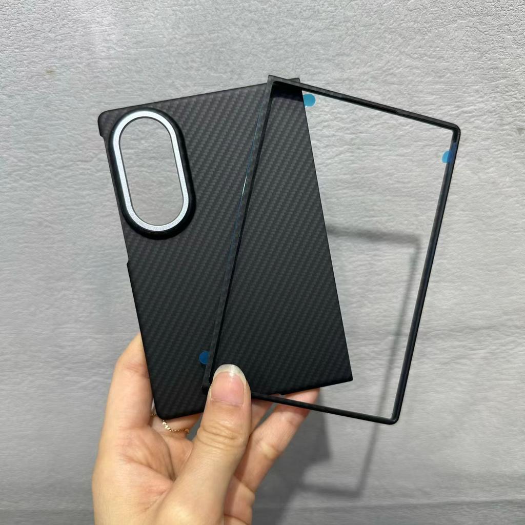 Aramid-Kohlefaser-Magnetische Hülle Ultra-Dünne Leichte Panzerung für Samsung Galaxy Z Fold 8 Breite Feinkörnige Kohlefaserhülle