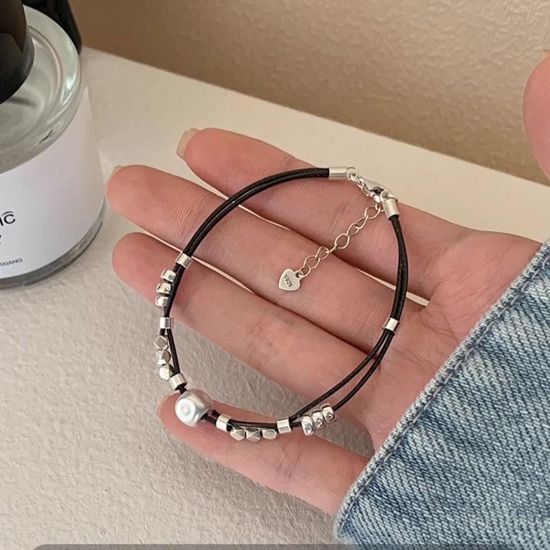 Bracelet élégant en argent sterling avec perles – Cadeau de luxe léger et exquis pour petite amie et bijou tendance