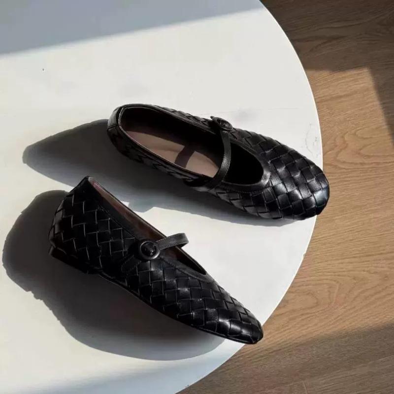 Sheepskin Version Leather Woven Retro Mary Jane Shoes Women's Word with Flat Bottom Shallow Mouth Single Shoes