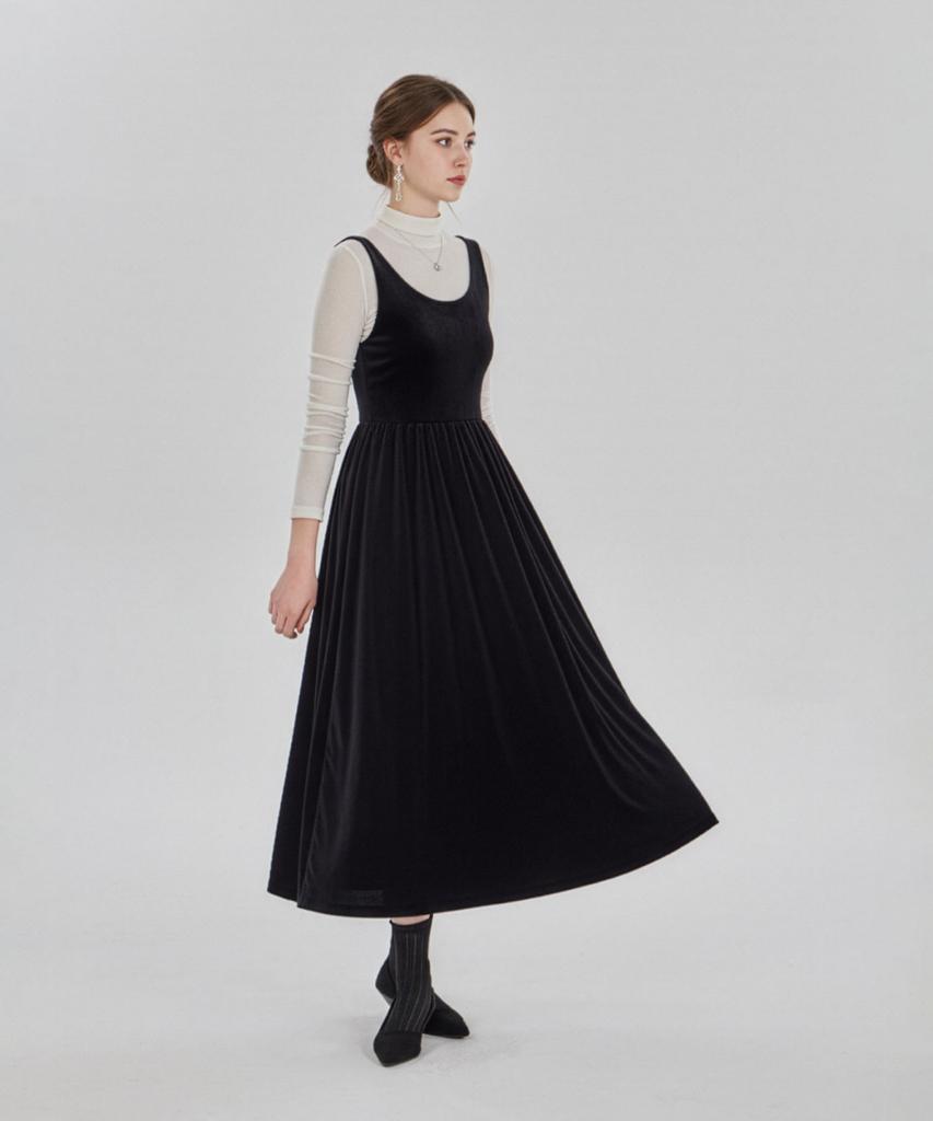 Maia Velvet Flower Dress - Black (Tencel T-Shirt Set)