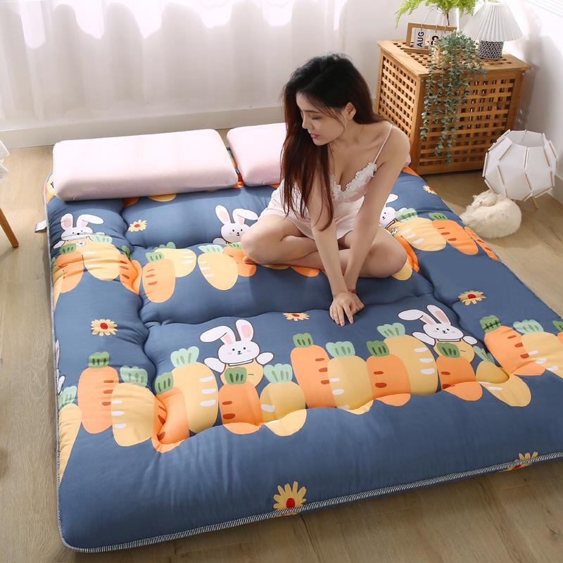 Thickened Tatami Floor Mattress - Foldable Sleeping Mat for Living Room or Bedroom
