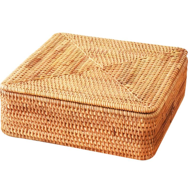 Handgeflochtene Rattan-Aufbewahrungsbox – Quadratischer Tisch-Organizer mit 4 Fächern für Snacks, Nüsse und Haushaltsartikel