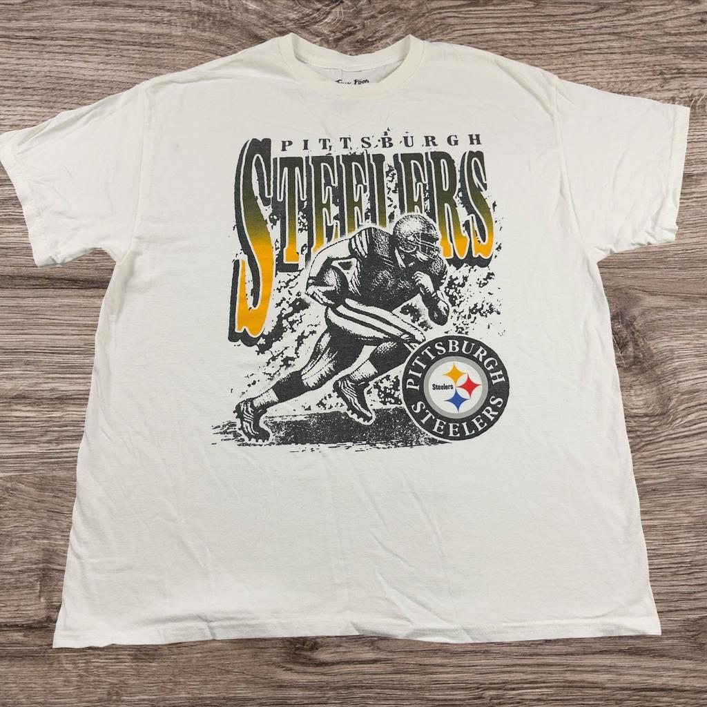Pittsburgh Steelers / Junk Food Clothing / Graphic T-Shirt Adult Size Medium Unisex T-Shirt