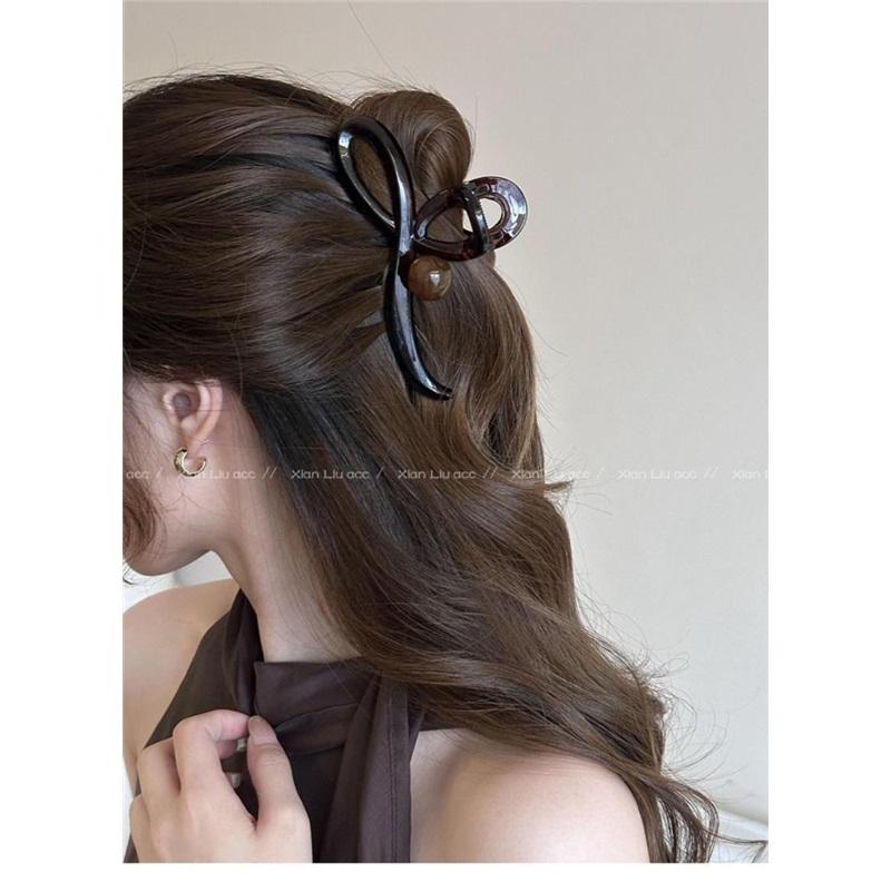 Simple Coffee Color Large Hair Claw Durable Shark Clip Elegant Back Head Updo Hair Clip Women Summer Daily Hair Accessories