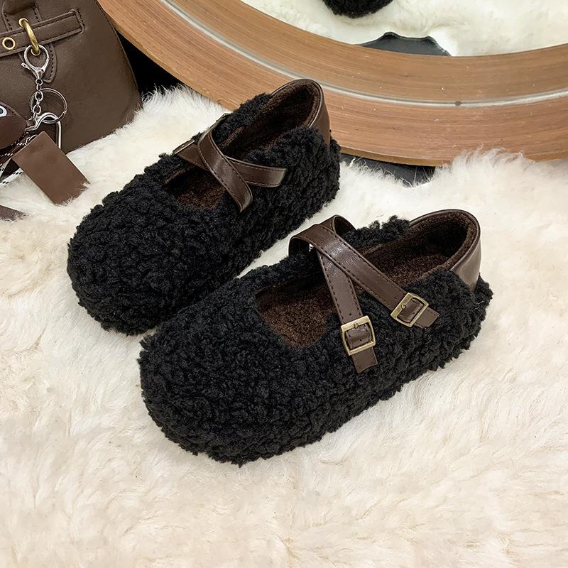 Cute fluffy slippers women's 2025 new autumn and winter velvet lamb wool shallow mouth beanie shoes with Mary Jane shoes
