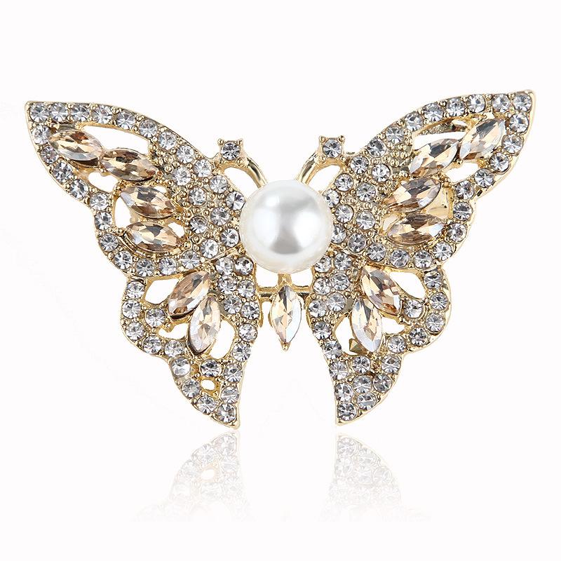 Pearl Butterfly Brooch Autumn Winter Fashion Alloy Plated Aesthetic Design Women's Clothing Accessories BFF Gift Pin