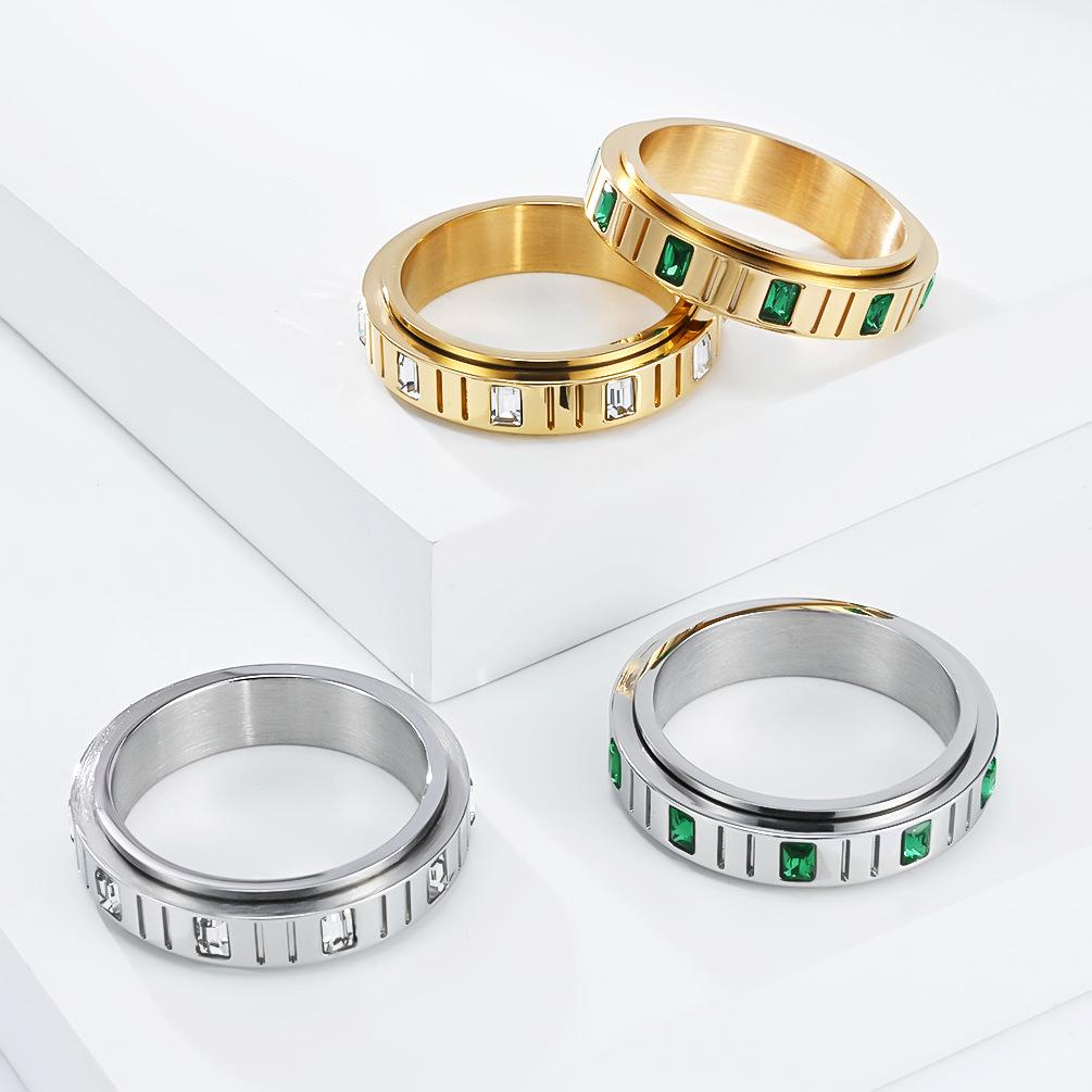 High-End European American Emerald Zircon Rotating Ring for Women - Stylish, Elegant, Stress-Relief Stainless Steel Jewelry