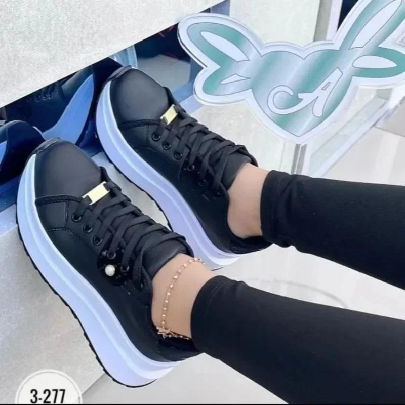 Women Platform Sneakers New Ladies Fashion Round Toe Lace Up Casual Flats Outdoor Running Shoes Comfortable Female Footwear
