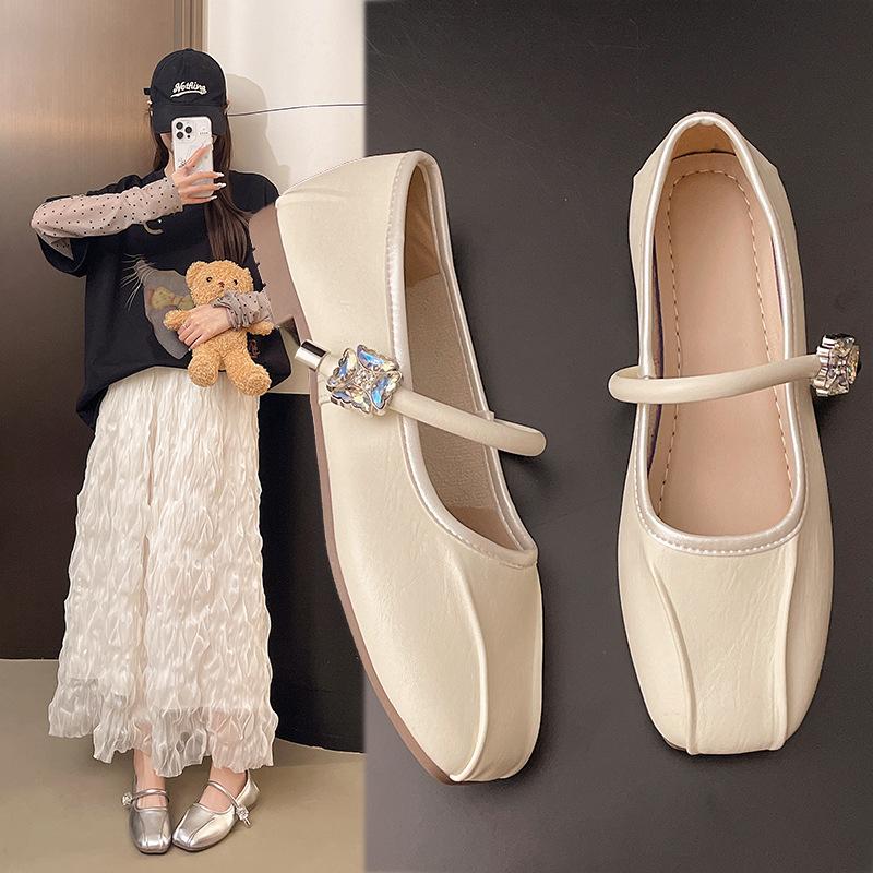 Flat bottom shallow mouth single shoes women's autumn new square head temperament matching skirt one-word buckle Mary Jane women's shoes