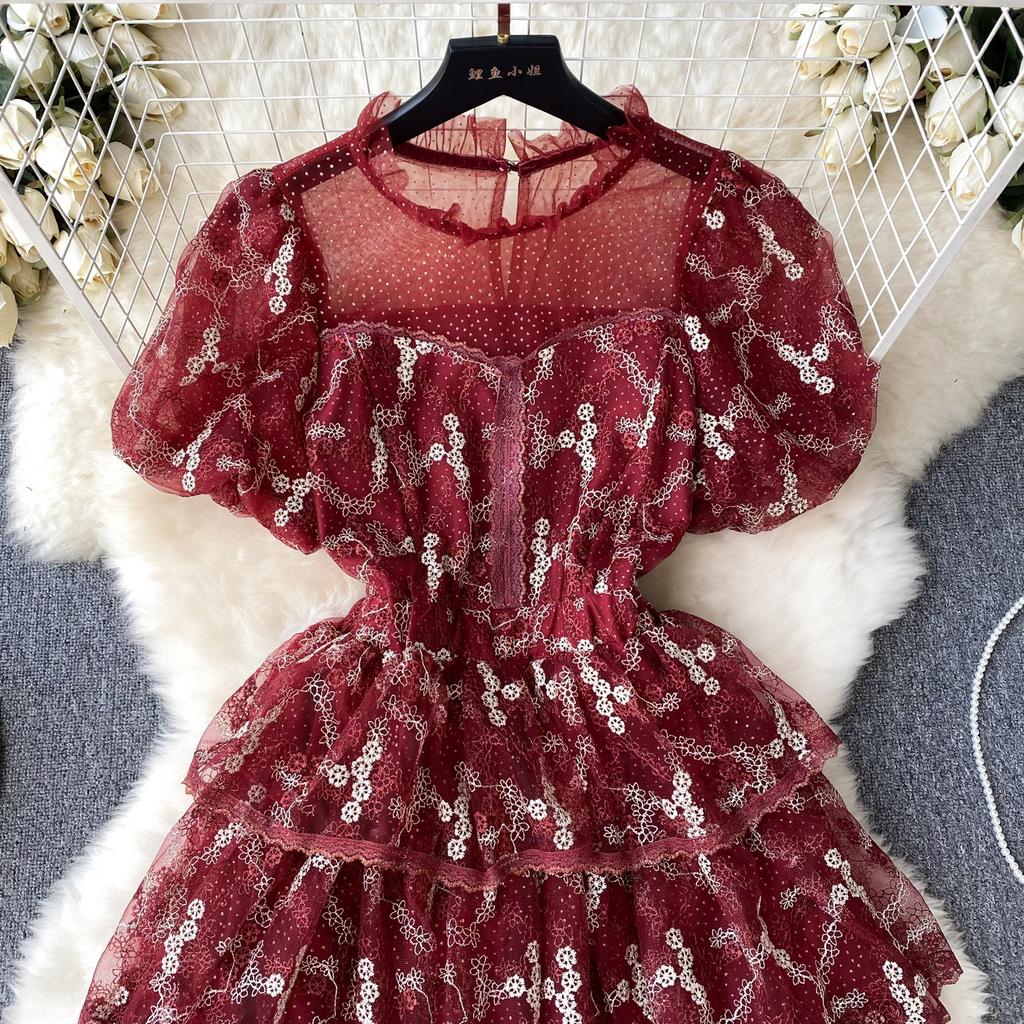 Summer Lace Hook Flower Embroidered Bubble Sleeve Dress for Womenfashion Slim Waist Dress Female A-line Cake Party Retro Dress