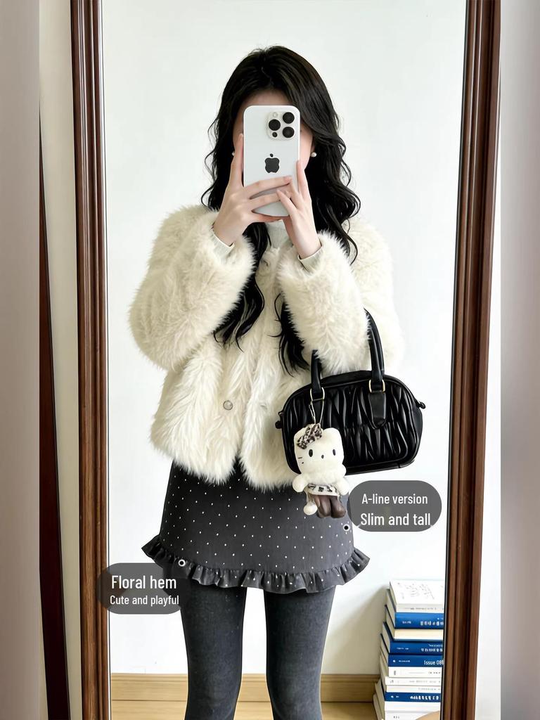 Gray Polka Dot Korean Style Hip-Hugging Short Skirt - Autumn/Winter 2026 Collection