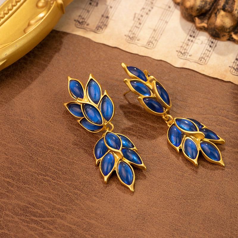 

Gold-Plated Vintage-Style Leaf Stud Earrings with Multicolored Gemstones