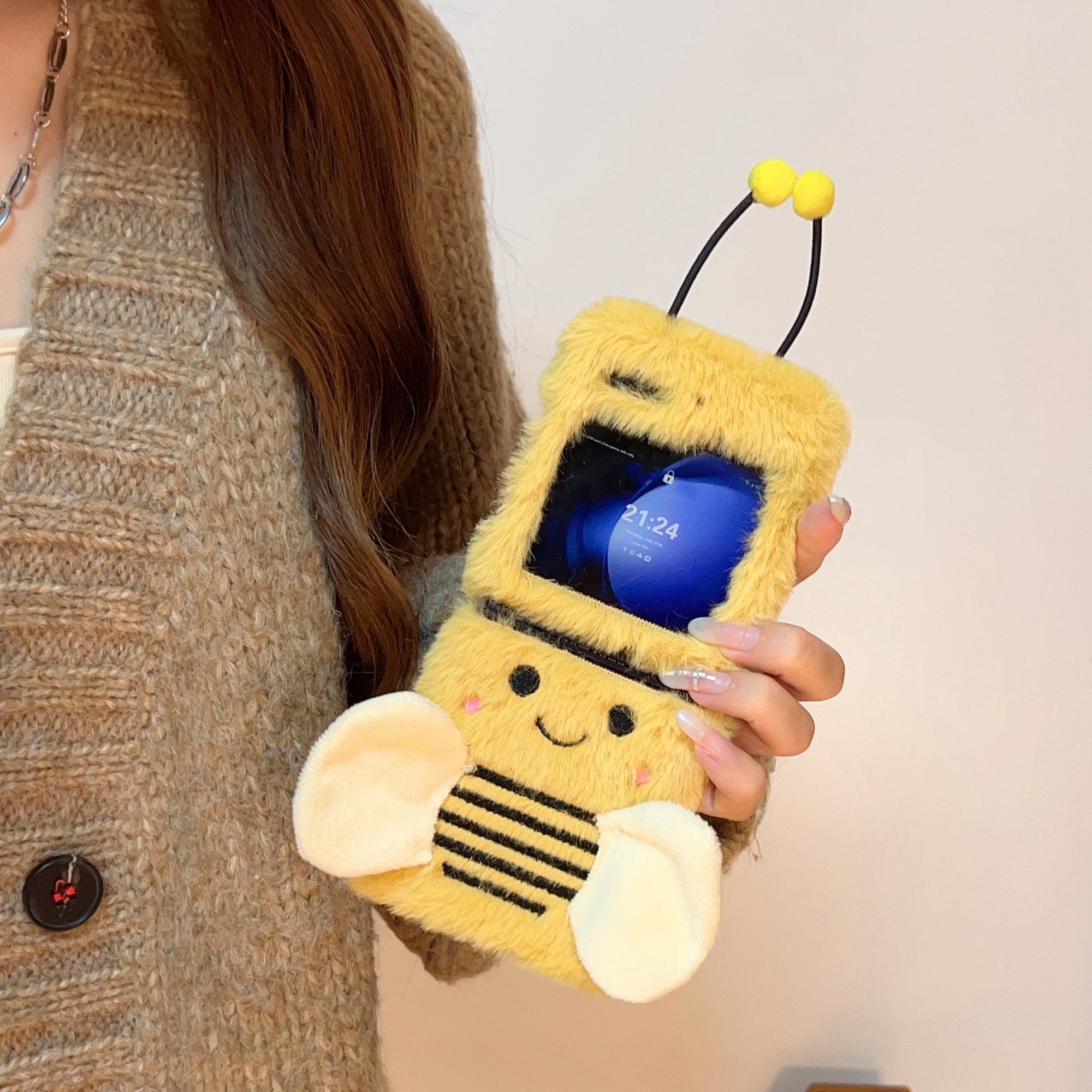 

KJS-026 For Samsung Galaxy Z Flip6 5G Case Bee Pattern Plush+TPU Phone Cover Style A