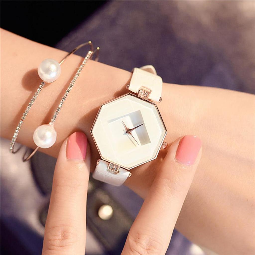 Women 's Faux Leather Band Analog Quartz Rhombic Case Wrist Watch Gift