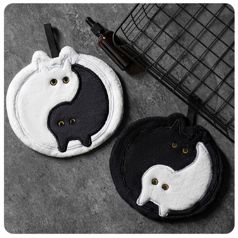 New Cute Tai Chi Cat Hanging Hand Towel Thick Absorbent Cartoon Kitchen Towel for Household Bathroom Cleaning Use