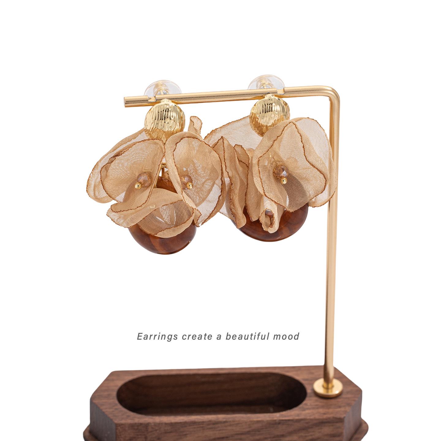 Vintage Amber Water Drop & Petal Stud Earrings - No Piercing Geometric Ear Clips with Luxurious Coffee Color Finish