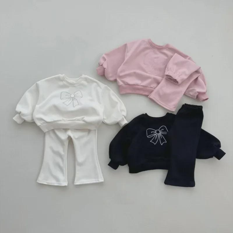 Girls' Cute Bow Two-Piece: Loose Sweater and Slim Flared Pants Set for Spring and Autumn