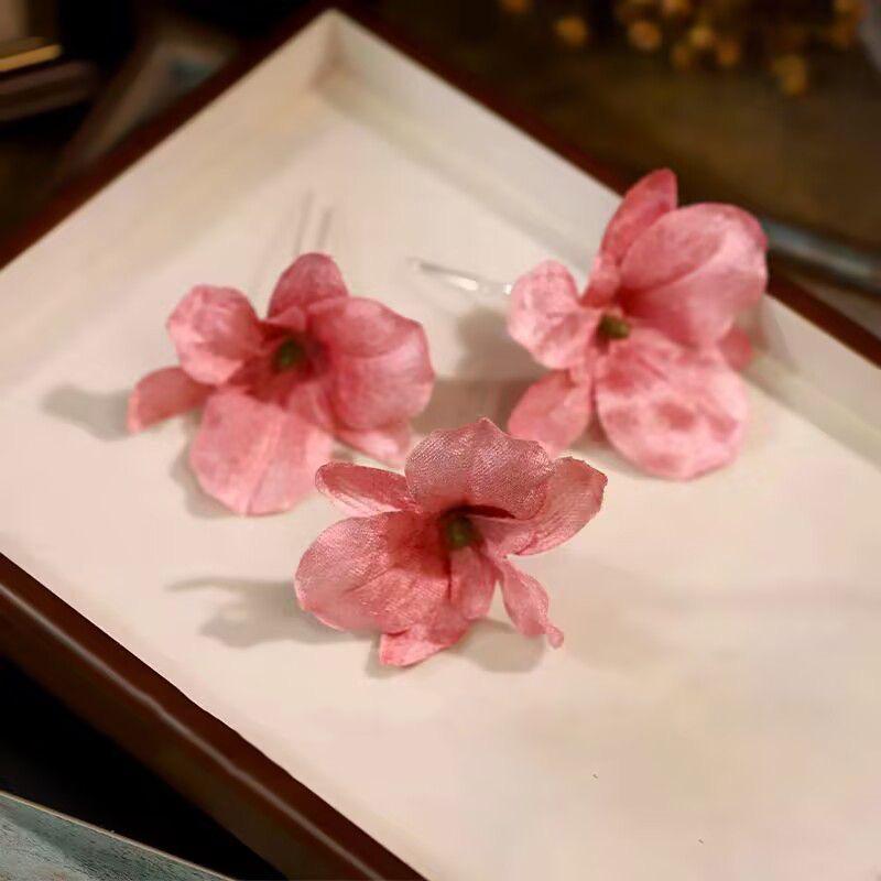 

Vintage Pink Flower Hairpin Hanfu Costume Accessory - Elegant, Versatile Style 2025
