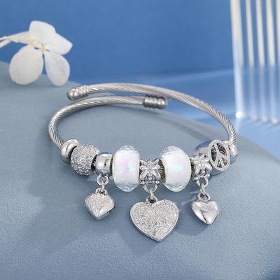 New Style Stainless Steel Bracelet - Fashionable and Versatile Heart-shaped Pendant for Women, Adjustable Couple Bracelet