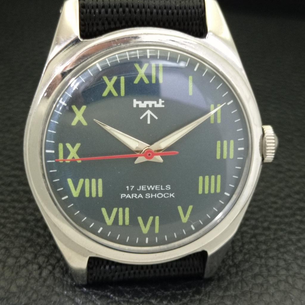 VINTAGE HMT HAND-WINDING INDIAN MENS ROMAN FIGURE BLUE DIAL WATCH A702856-1
