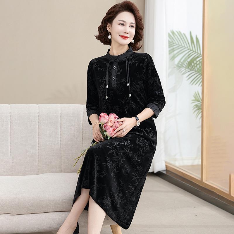 

Spring 2026 Fashion: Stylish Cheongsam Dress for Middle-Aged Women 3XL (suggested 120-135 jin) чорний