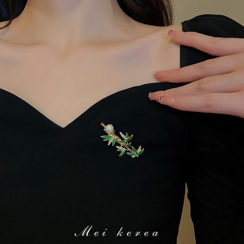 SKEDS Spille Gioiello Raffinate Moda Donna Stile Coreano Spille Creative Vintage Lusso Spille Strass Per Abbigliamento Da Donna
