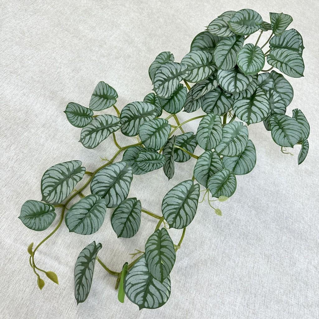 

Leaf Watermelon Realistic Plastic Plants For Indoor Outdoor Decoration Gift White Green