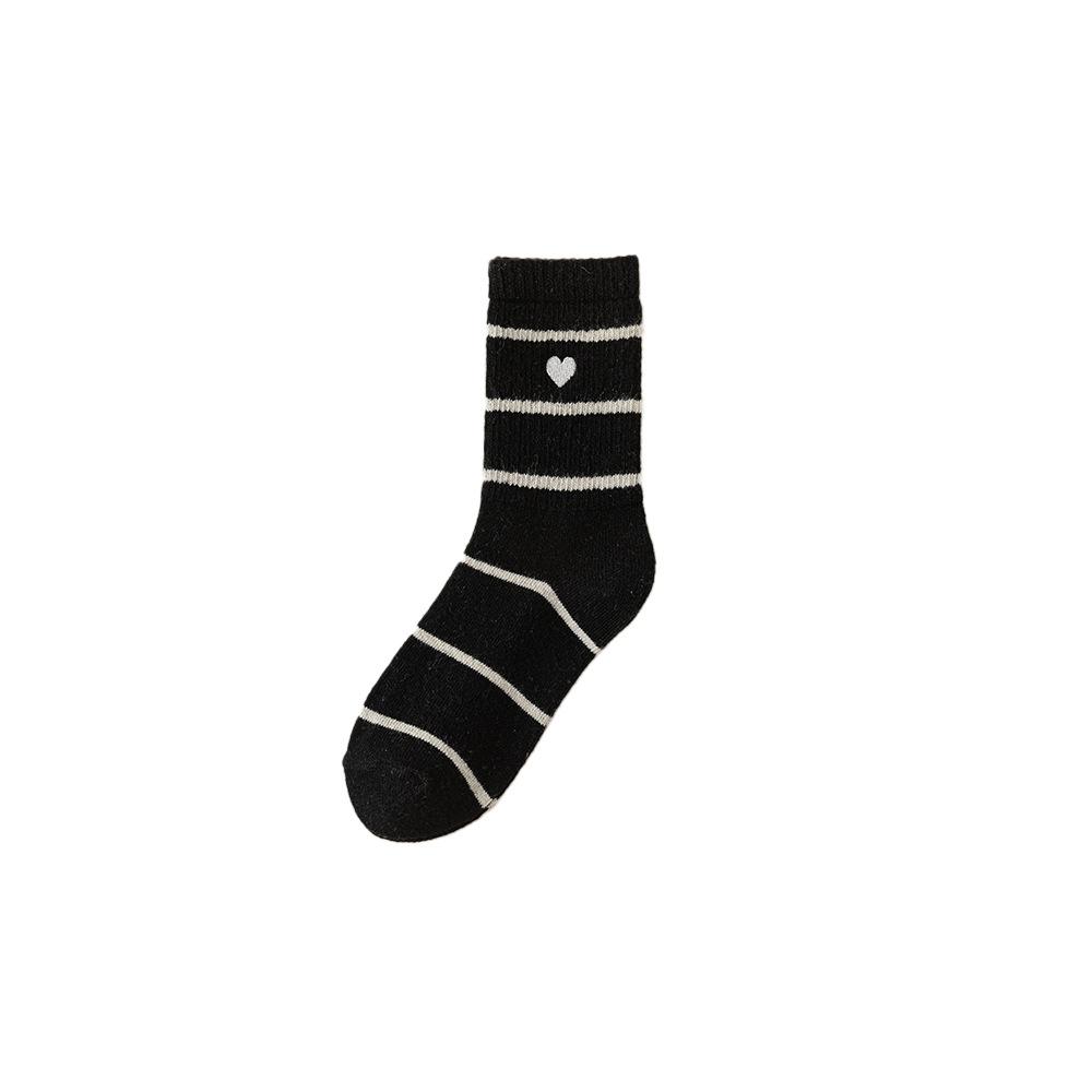 Wool Socks for Women's Autumn and Winter Thickened Warm Socks for Women's Feet Warm Sleep Thickened Cashmere Mid-calf Socks for Autumn and Winter