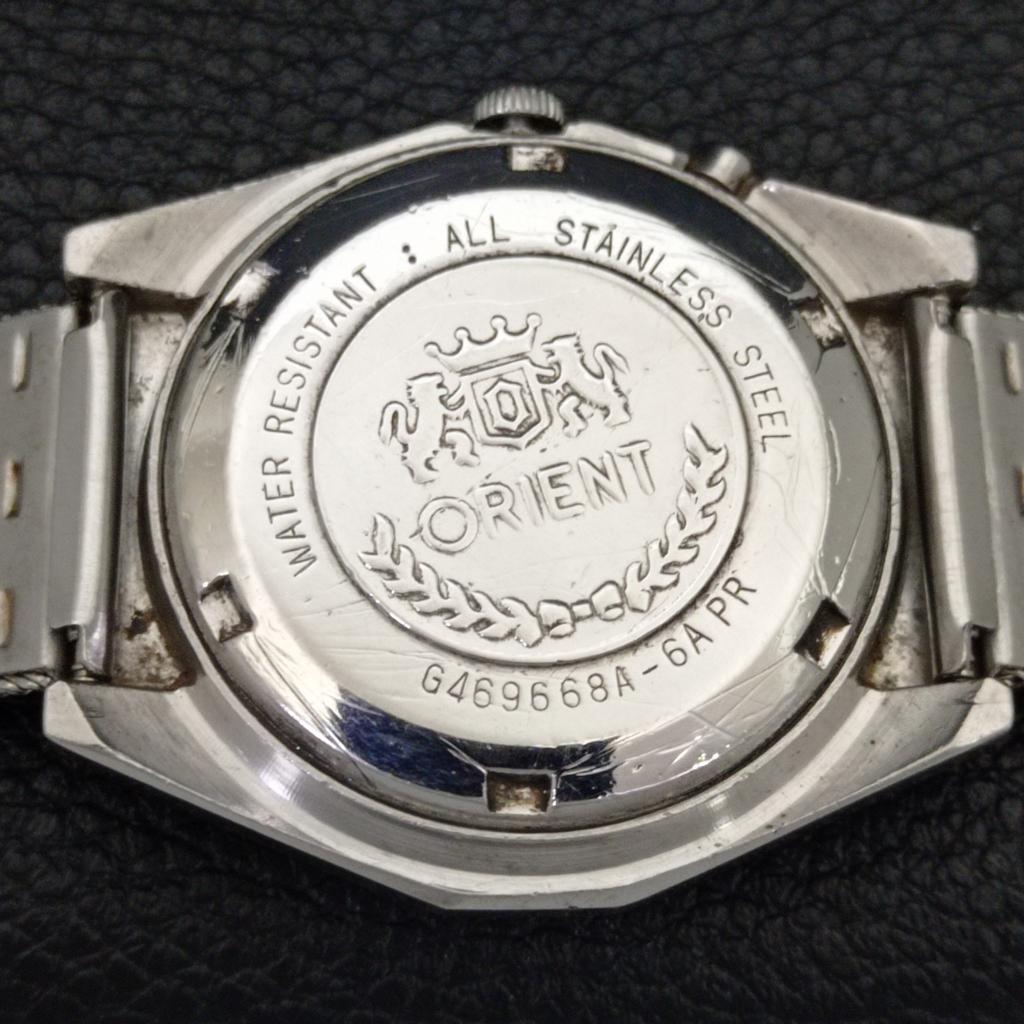 VINTAGE ORIENT AUTOMATIC 46941 JAPAN MENS GREEN COLOR DIAL WATCH A700682-5 R204-a700682