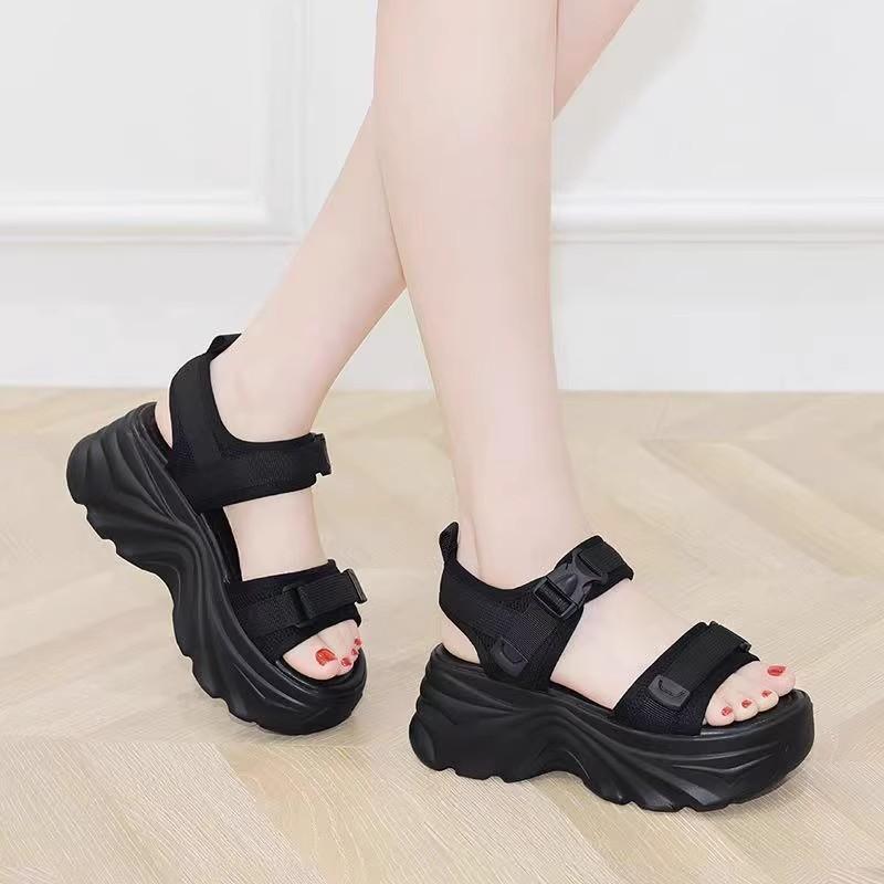 Sports sandals women's small shoes 2025 new wedge heel shoes platform muffin shoes summer women's shoes beach heightening shoes