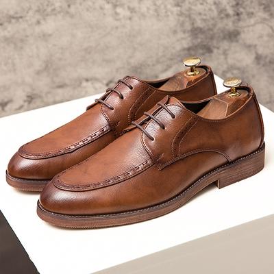 Hochwertige Formelle Schuhe Herren Klassische Business Britische Hochzeit Gesellschaftliche Lederschuhe Herren Brogue Herren Kleiderleder Herren Slipper