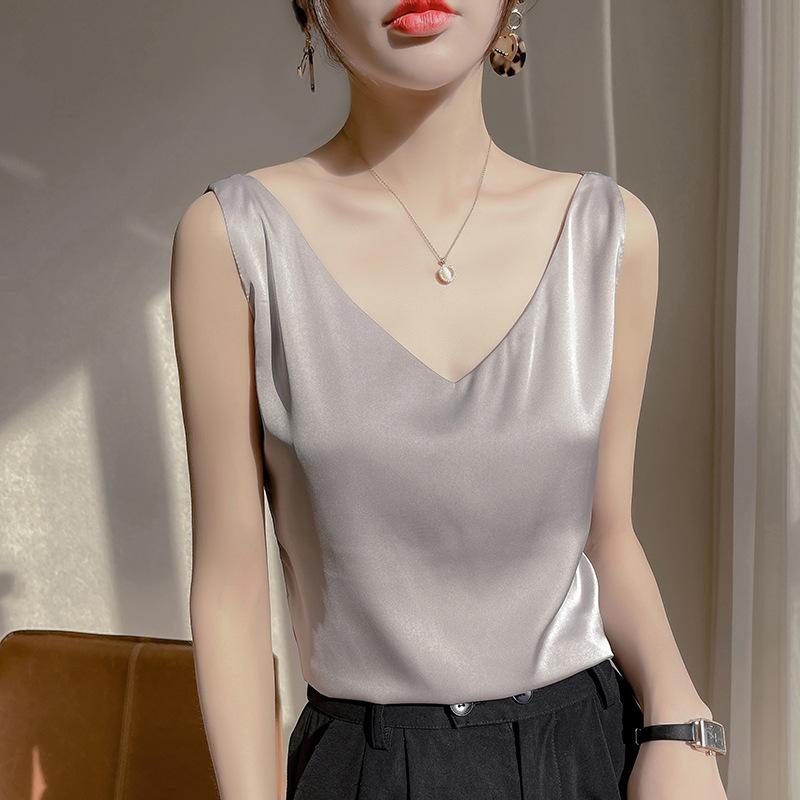 Acetic Acid Satin V-neck Suspender Vest for Women In Summer New Fashionable and Versatile Imitation Silk Inner Sleeveless Top