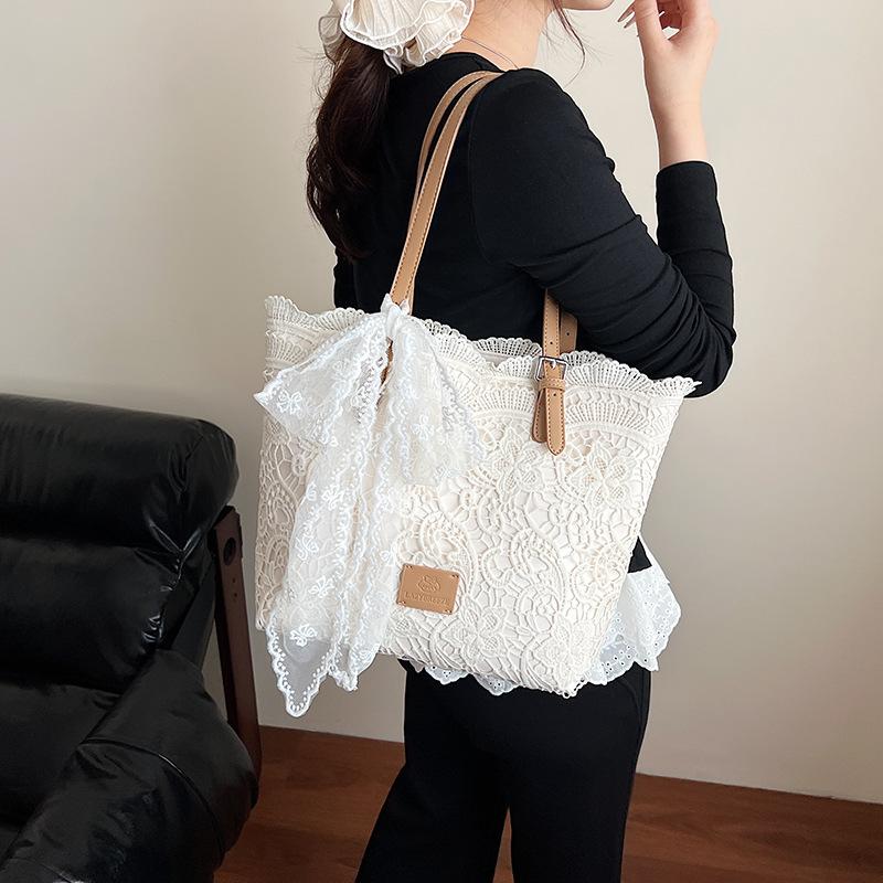 Lace Bow Large Capacity Tote Bag Women's New Versatile Shoulder Bag