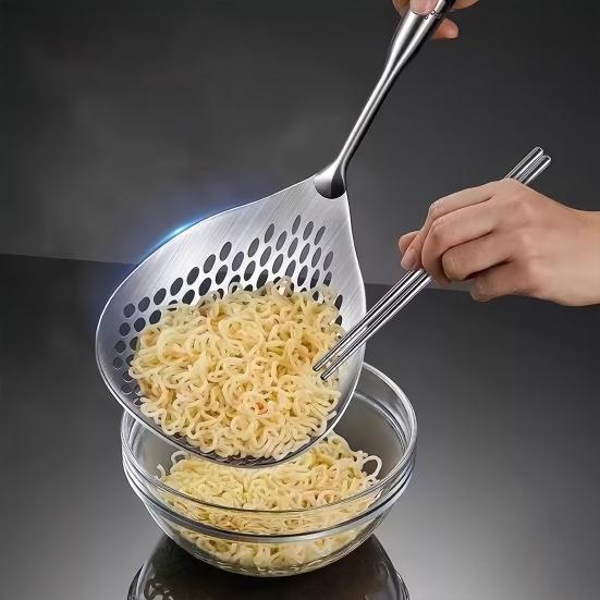 Large Colander Ergonomic Wooden Handle Large Capacity Quick Drain Triangular Holes Stainless Steel 304 Food Grade Large Slotted Spoon