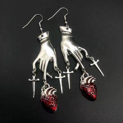 Dunkle Halloween Ohrringe Vintage Punk Teardrop Rubin Hand Ohrringe Mode übertrieben Ohrringe