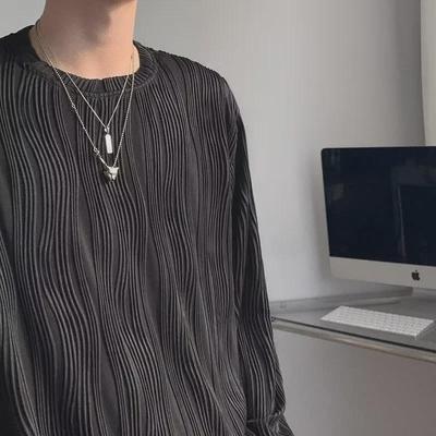 Men's Pure White Pleated Long-Sleeve Trendy T-Shirt for Spring and Autumn
