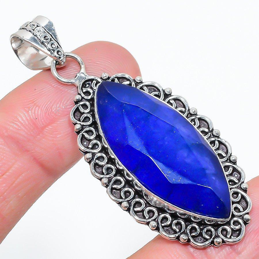 

Сапфир(Смоделированный) Этническая ювелирная подвеска ручной работы с драгоценными камнями 2,29 дюйма VR-2000