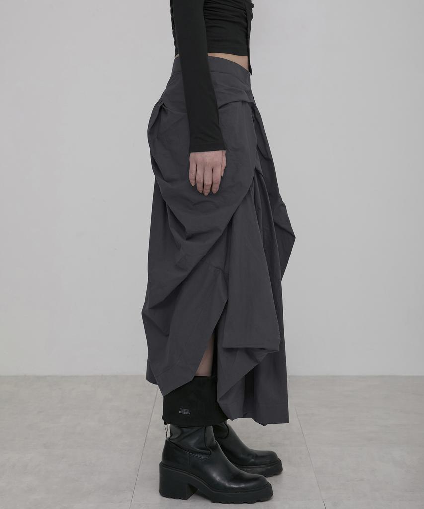Peulleeoeob Asymmetrical Draped Layered Long Skirt (Fl-256_Black)