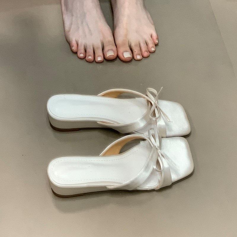 Fairy Wind Square Head Cross One-Word Slippers Female 2025 Summer Bow with Skirt Cool Slippers