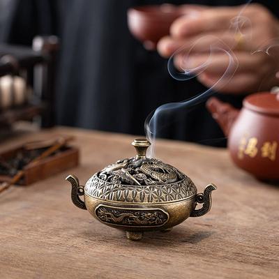 Antique Incense Burner Buddhist Hollow Incenses Holder With Cover Chinese Ancient Mini Censer Ornaments Home Office Decoration