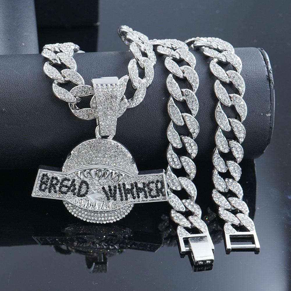 Heiß verkaufte kreative europäische und amerikanische Hip-Hop-Halsketten-Accessoires, Voll-Diamant-Haifischbuchstaben-Anhänger, Accessoires für Herren und Damen
